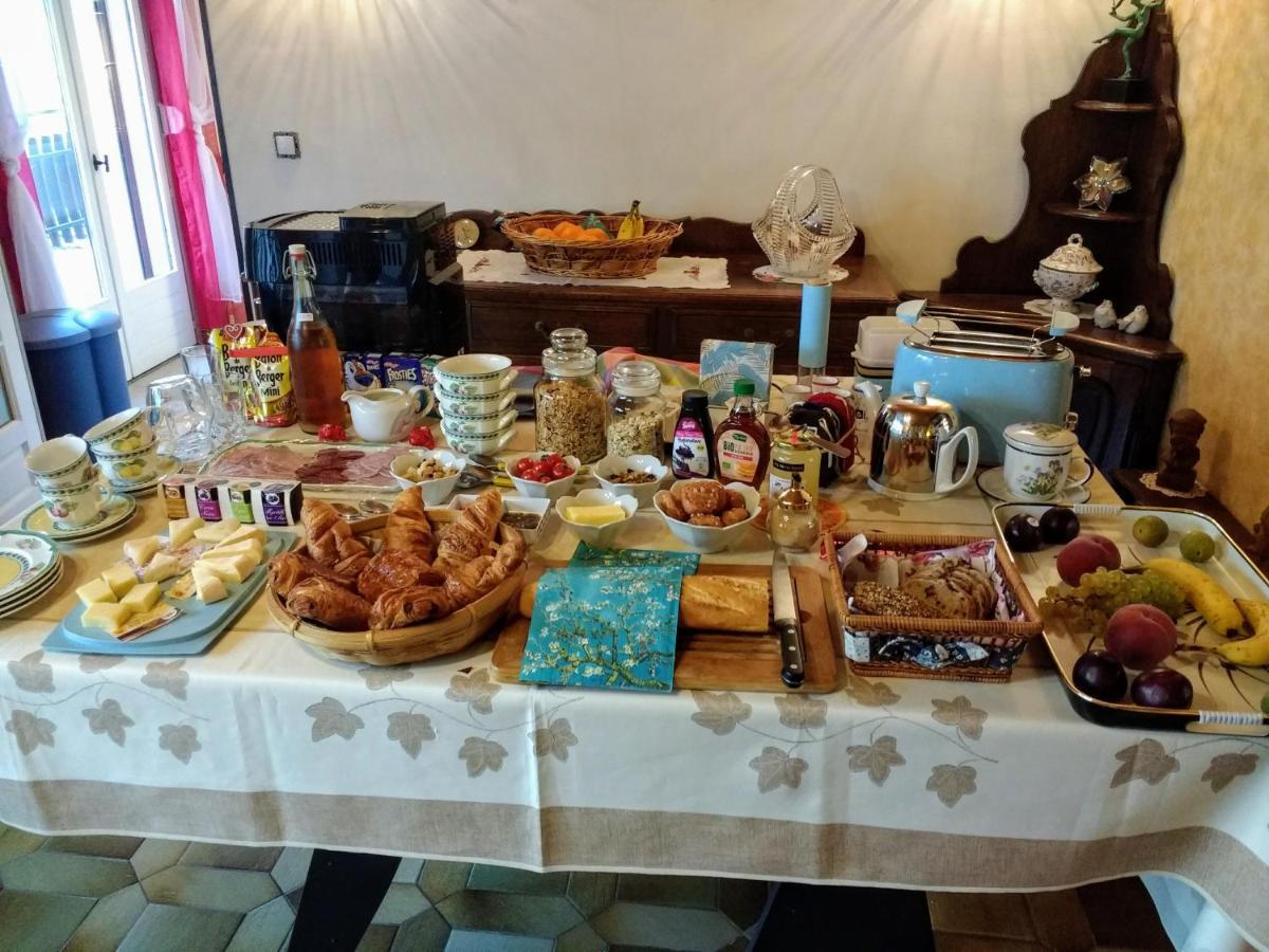 Bed and Breakfast Les Ecureuils Revin  Экстерьер фото
