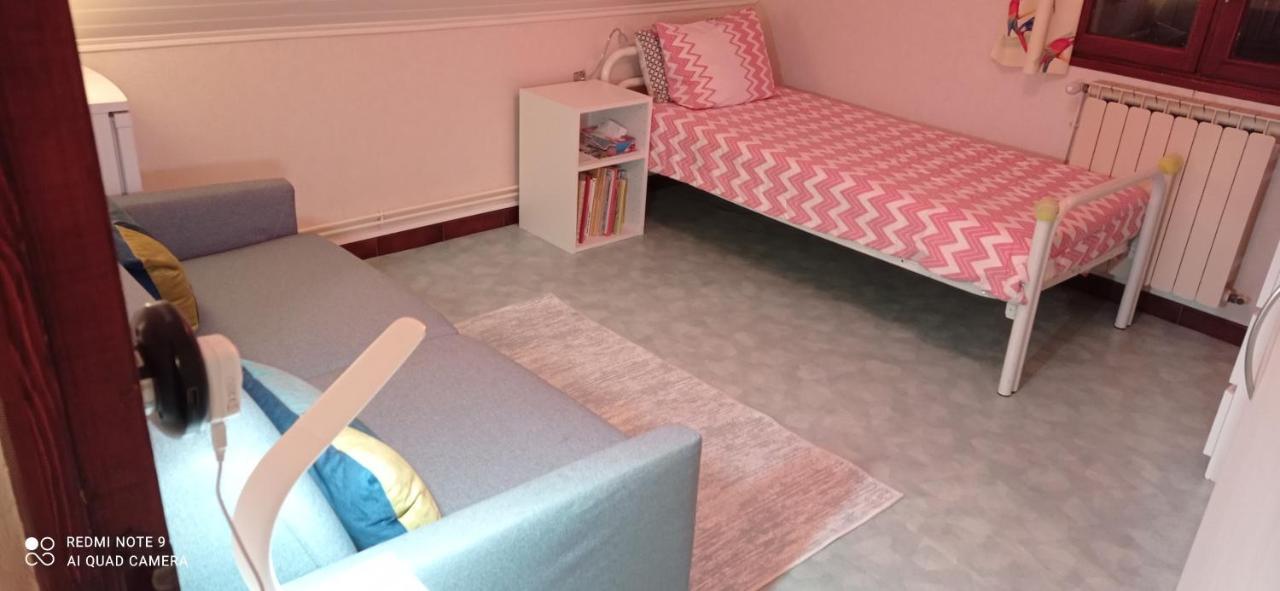 Bed and Breakfast Les Ecureuils Revin  Экстерьер фото